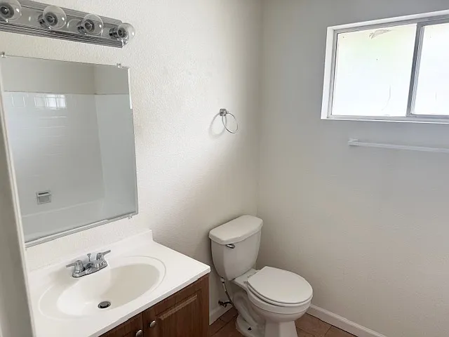 4207 N 9th St #13 — Photo 8