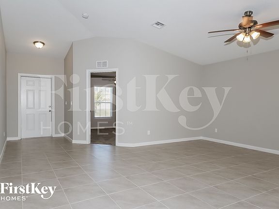 4th image of 2114 SW Biella Ave