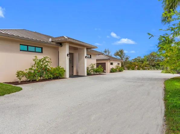 16219 Hollow Tree Lane, Wellington, FL 33470