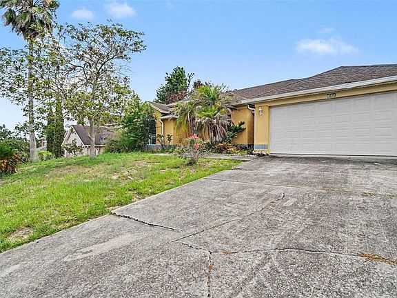 3rd image of 4716 SPANIEL STREET