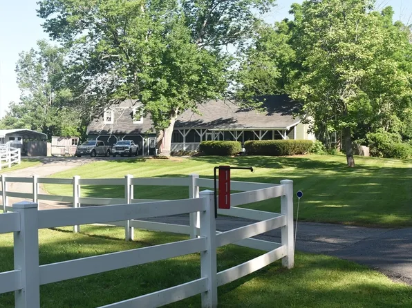 111 Northwest Rd, Spencer, MA 01562