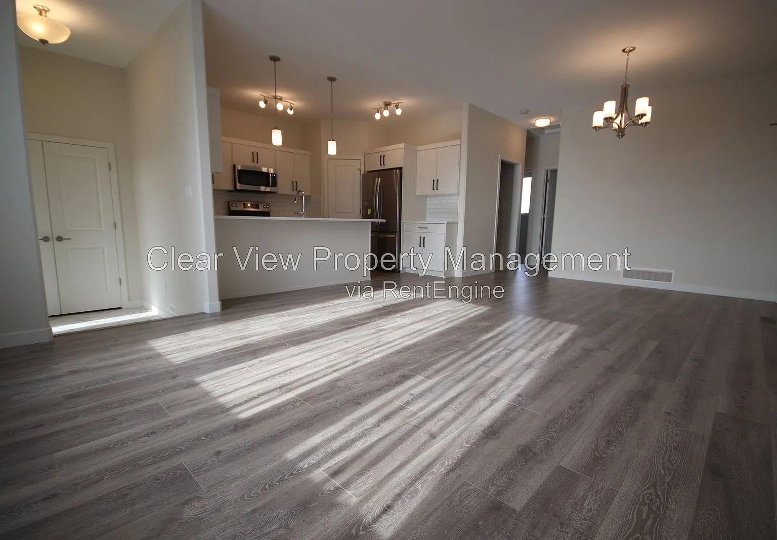 2 bed, 2.0 bath, 900 sqft, $1,649 — Photo 3