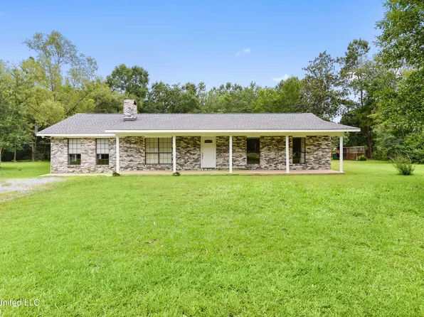 14601 Pine Ridge Rd, Vancleave, MS 39565
