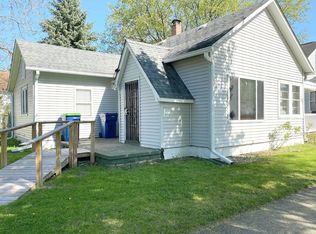 707 Fitzhugh St, Bay City, MI 48708