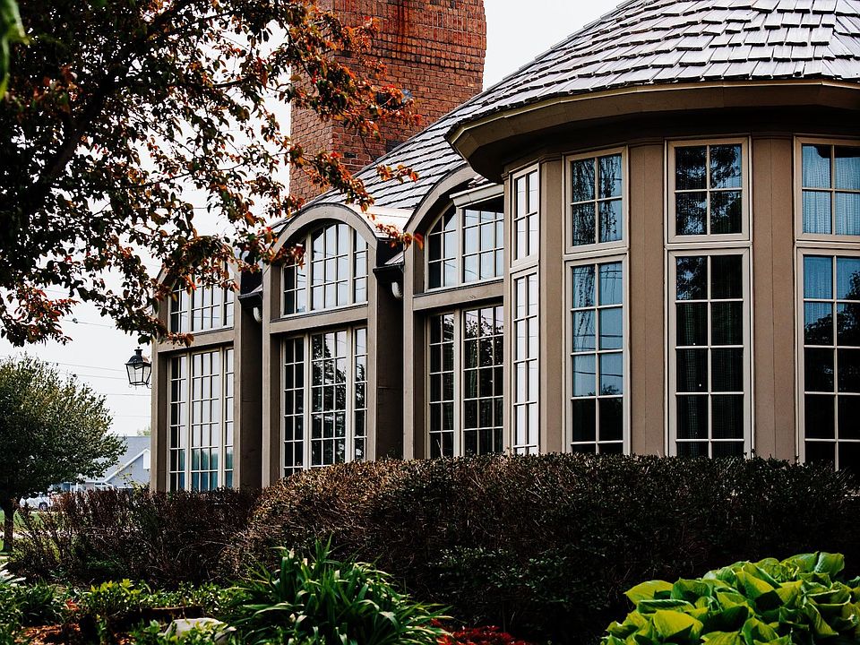 2505 College Dr, Emmetsburg, IA 50536 MLS 230492 Zillow