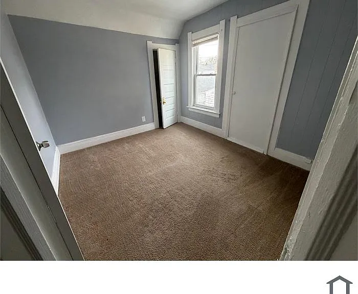 746 Spencer St — Photo 4