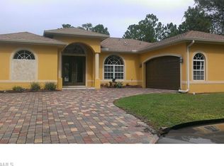 829 12th St SE, Naples, FL 34117