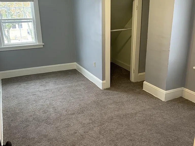 117 E Friendship St — Photo 5
