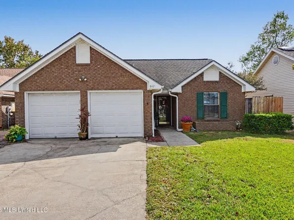 842 Ravenwood Ct, Biloxi, MS 39532