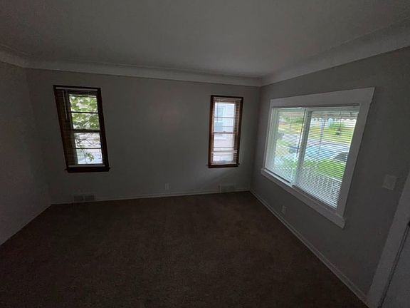 3rd image of 12037 Corbett Ave