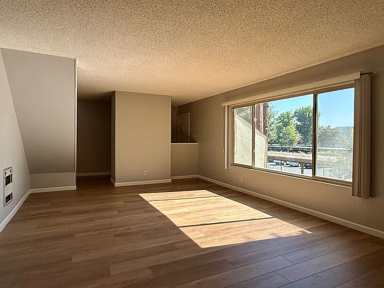 4415 Norwalk Dr #5 — Photo 1