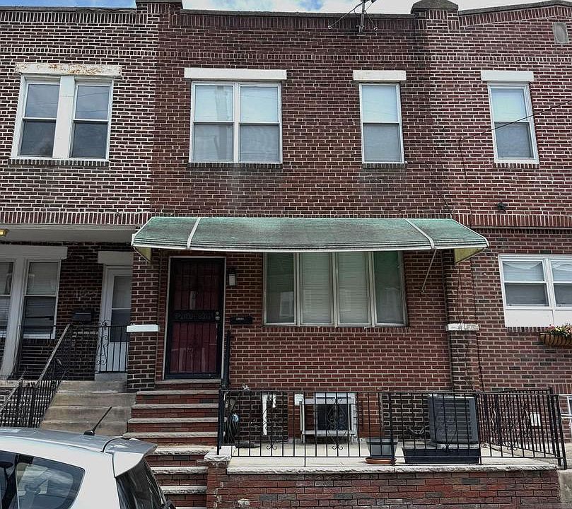 1st image of 1611 S 28th St