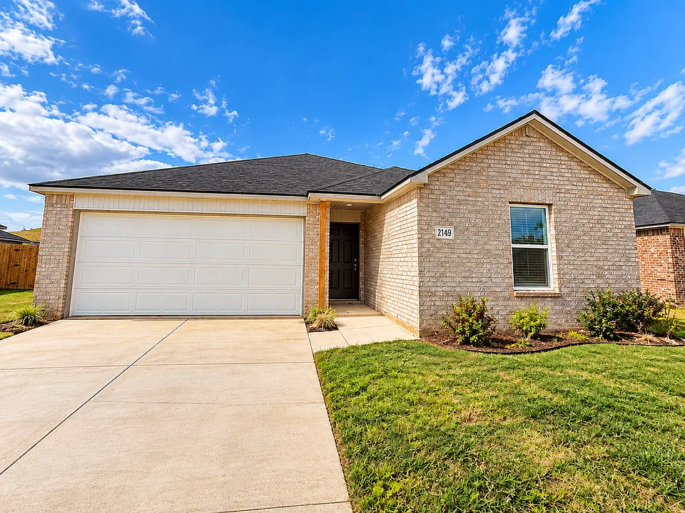 2149 Cedar Creek Ave