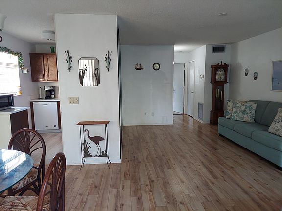 3rd image of 6 Vista Gardens Trl APT 203