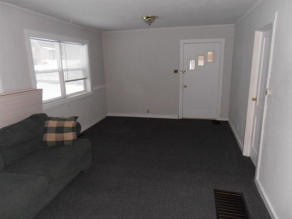 2nd image of 2110 S Arnold St