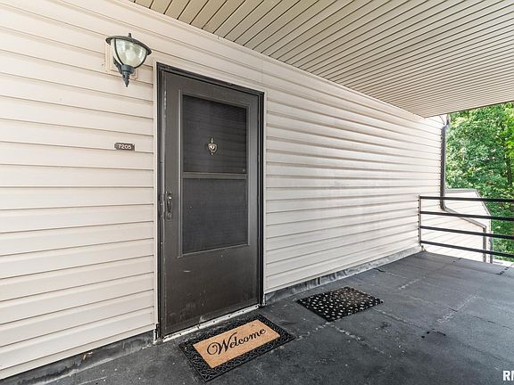 2nd image of 7205 N Lakeside Ct #3