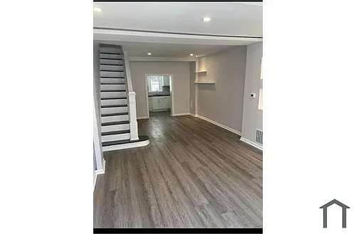 709 Tree St Photo 1