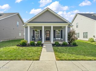 137 Hardinberry St, Oak Ridge, TN 37830