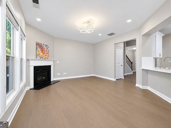 5th image of 13479 Gardiner Ln