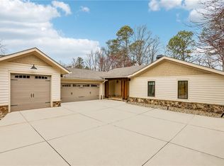 6586 Gaines Ferry Rd, Flowery Branch, GA 30542