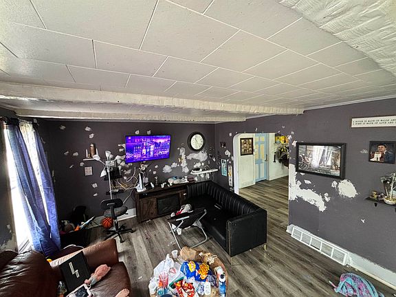 4th image of 3608 13th St