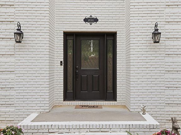 4th image of 231 Norwick Forest Dr