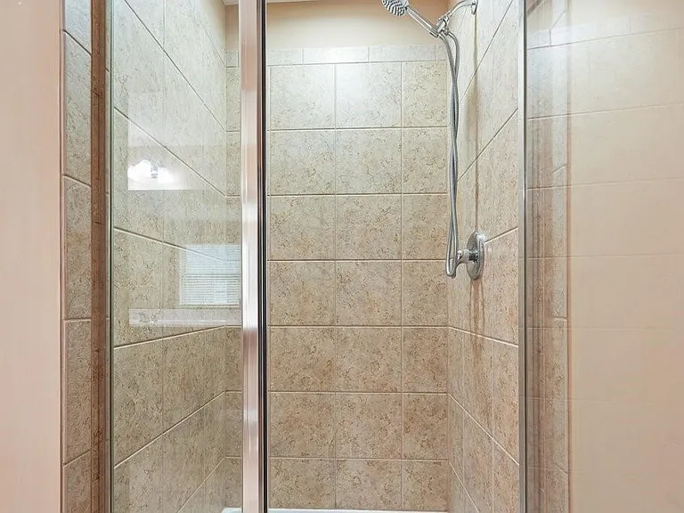 1010 Chelsey Way — Photo 47