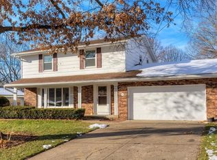 1922 66th St, Windsor Heights, IA 50324