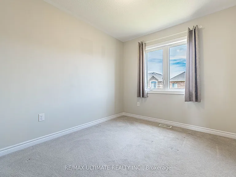 5 Albany St — Photo 41