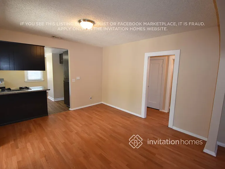 1446 N Euclid Ave — Photo 6