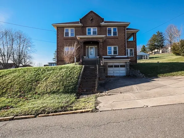 219 N 10th St, Weirton, WV 26062