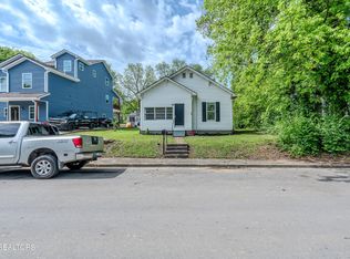 305 McGinley St, Maryville, TN 37804
