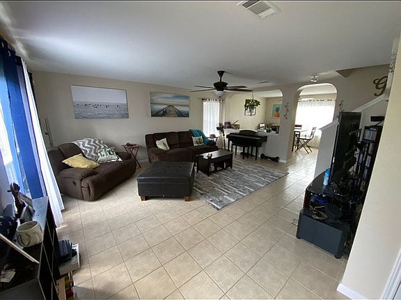 5th image of 5322 Wood Glen Dr