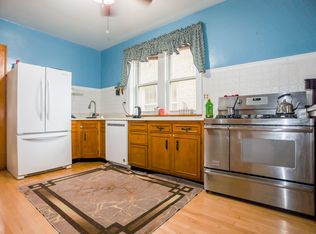 5917 N Campbell Ave APT 1, Chicago, IL 60659