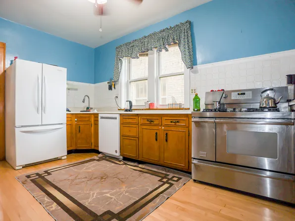 5917 N Campbell Ave APT 1, Chicago, IL 60659