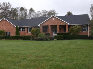 2637 E Amelia Farms Rd, Bethel, OH 45106
