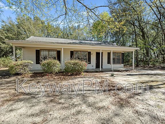 3rd image of 912 Jones Dr NW