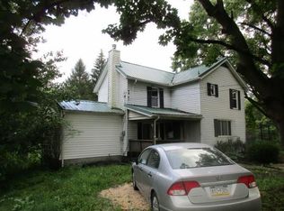 44 Bedford Rd, West Middlesex, PA 16159