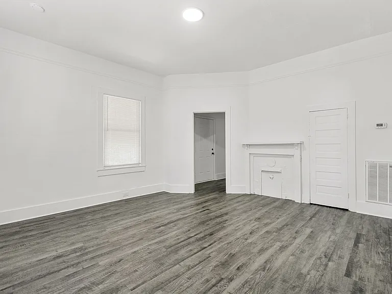 503 Hayes St — Photo 11