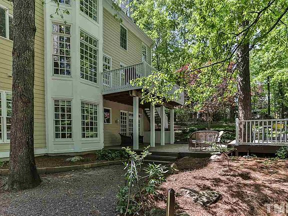 5th image of 200 Sierra Dr
