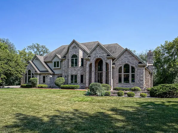 16945 Sanctuary TRAIL, Brookfield, WI 53005