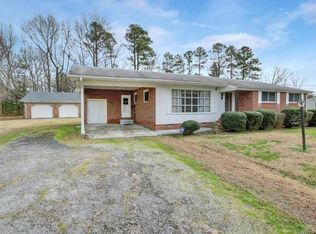 10113 Birch Island Rd, Wakefield, VA 23888