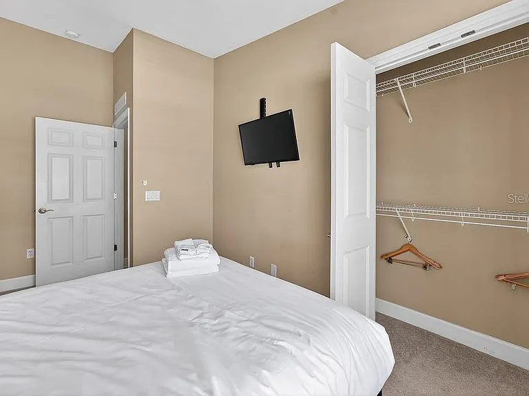 14525 Damai Ln #14525 — Photo 28