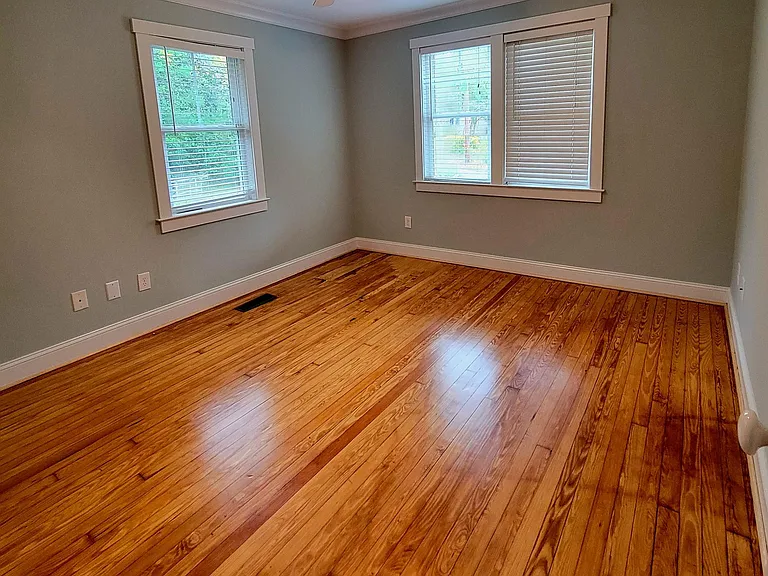 2020 Wolcott Ave — Photo 13