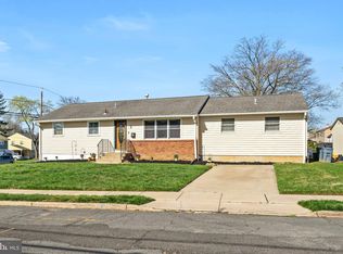 7 Ashwood Rd, Hamilton, NJ 08610