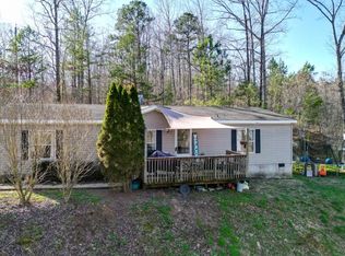 1657 Old Whitestone Rd E, Talking Rock, GA 30175
