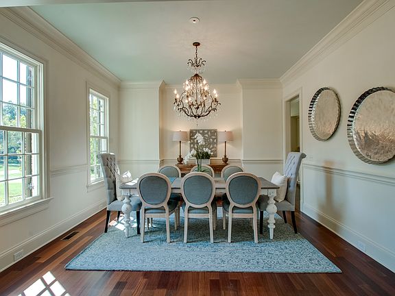 Notice the niche for buffet