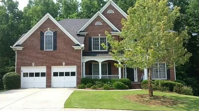 5 bed, 3797 sqft, $3,300 — Photo 1
