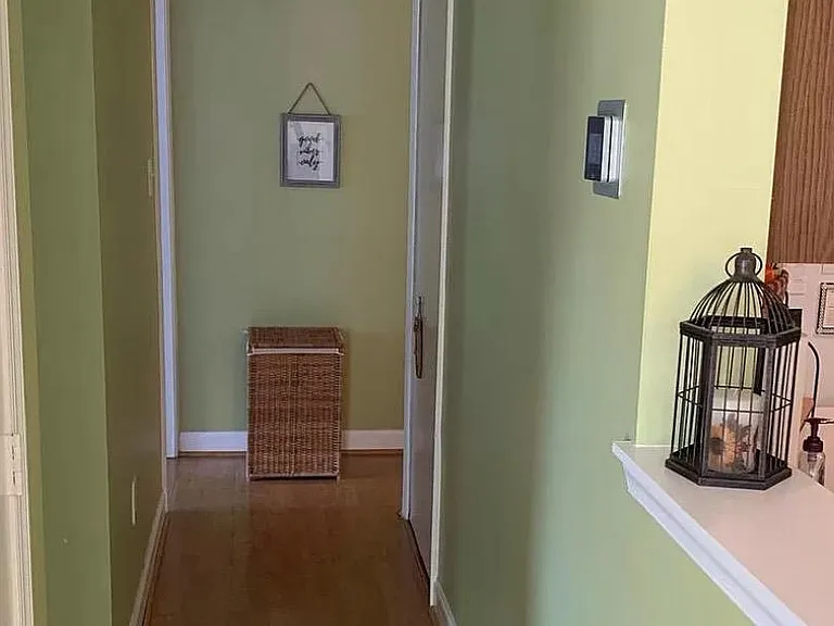 7919 Foxcrest Ct — Photo 13