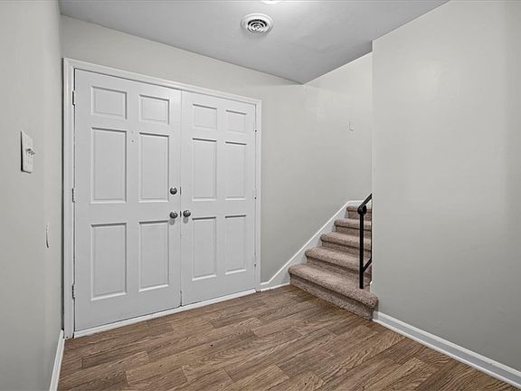 5th image of 4391 Conrad Dr